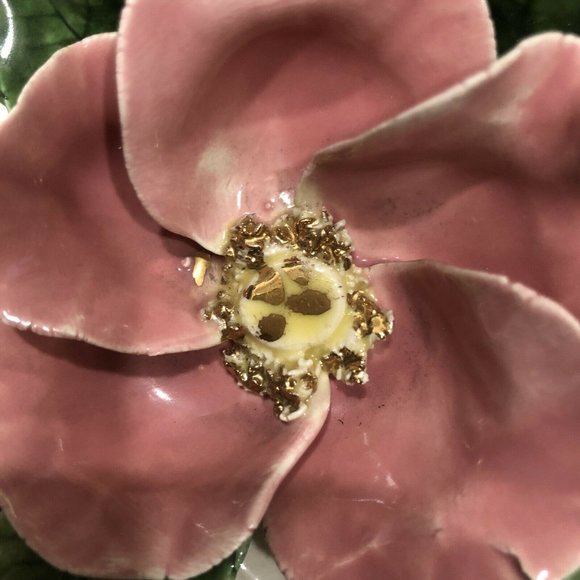 Heart Shaped Porcelain 5” Majolica Rose Wall Hanging - Picture 9 of 9